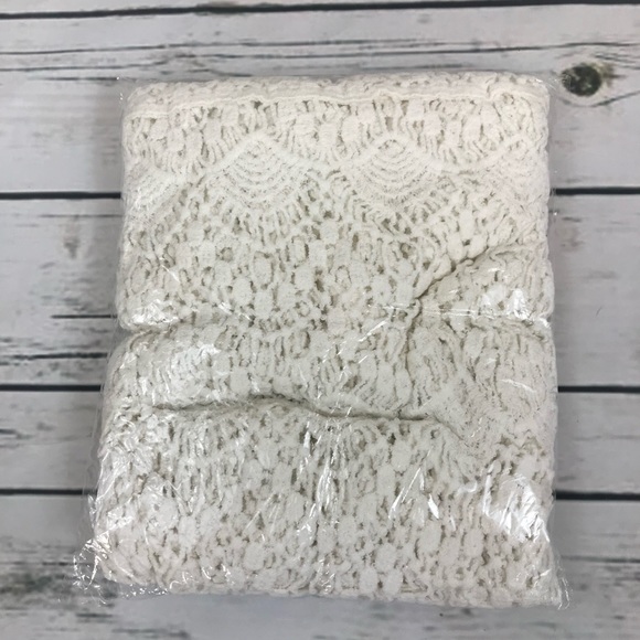 Boho Long Sleeve White Crochet Knit Hollow-Out Beach Coverup - Picture 14 of 15